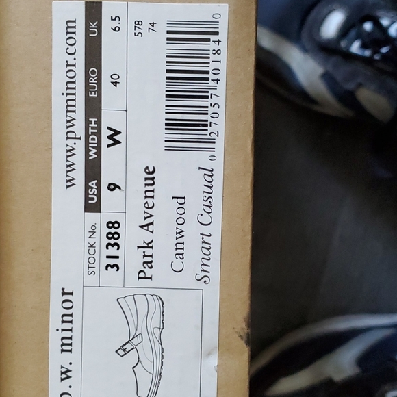 Shoes - Picture 6 of 6